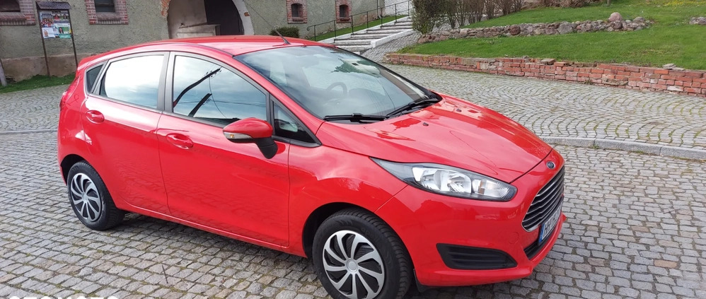 Ford Fiesta cena 22900 przebieg: 126000, rok produkcji 2013 z Karczew małe 254